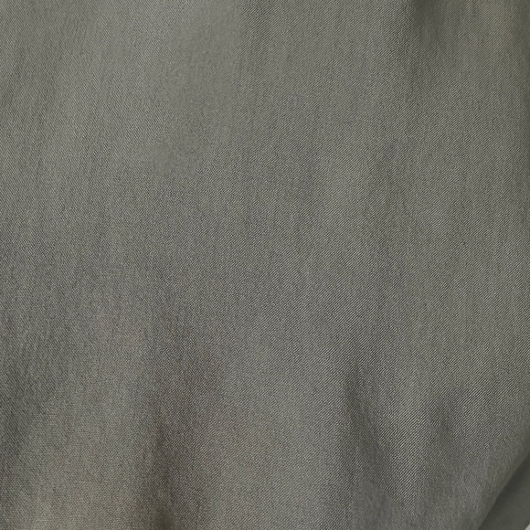 Summer Top with Interesting Back - Picture 5 of 9